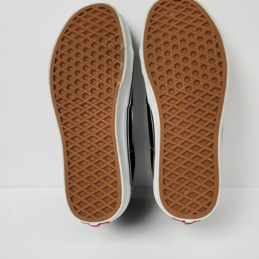 Vans Sk8-hi Black and White High Top Sneakers Womens size 7.5 or mens 6 - Picture 4 of 6